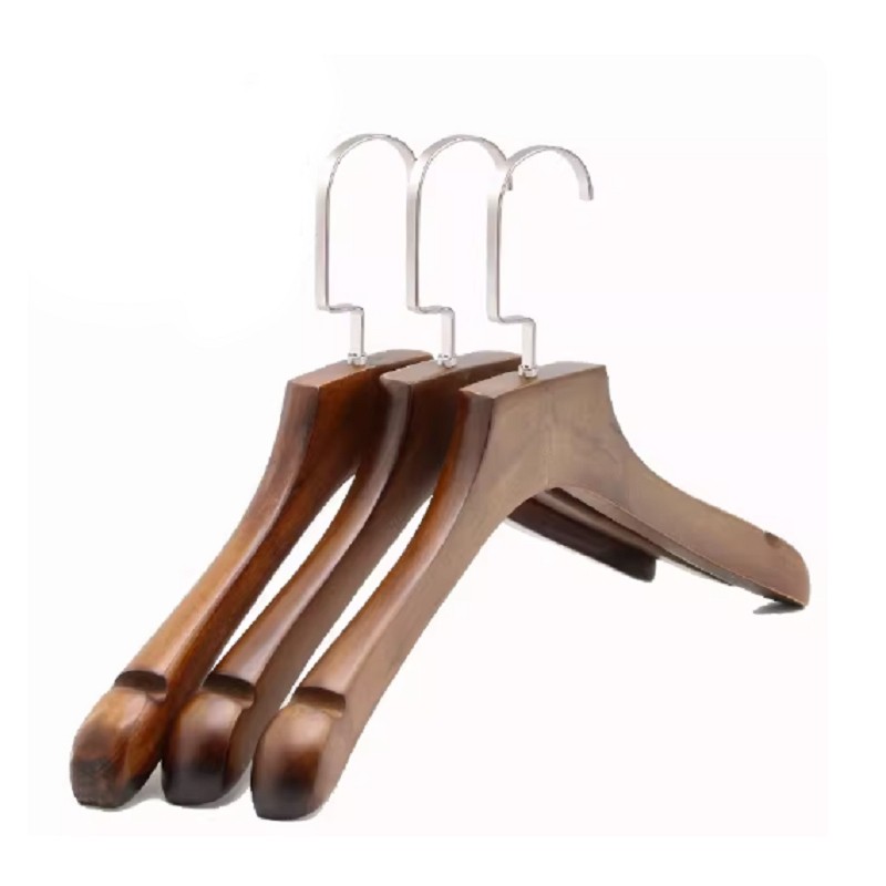 Kvalitetne drvene vješalice